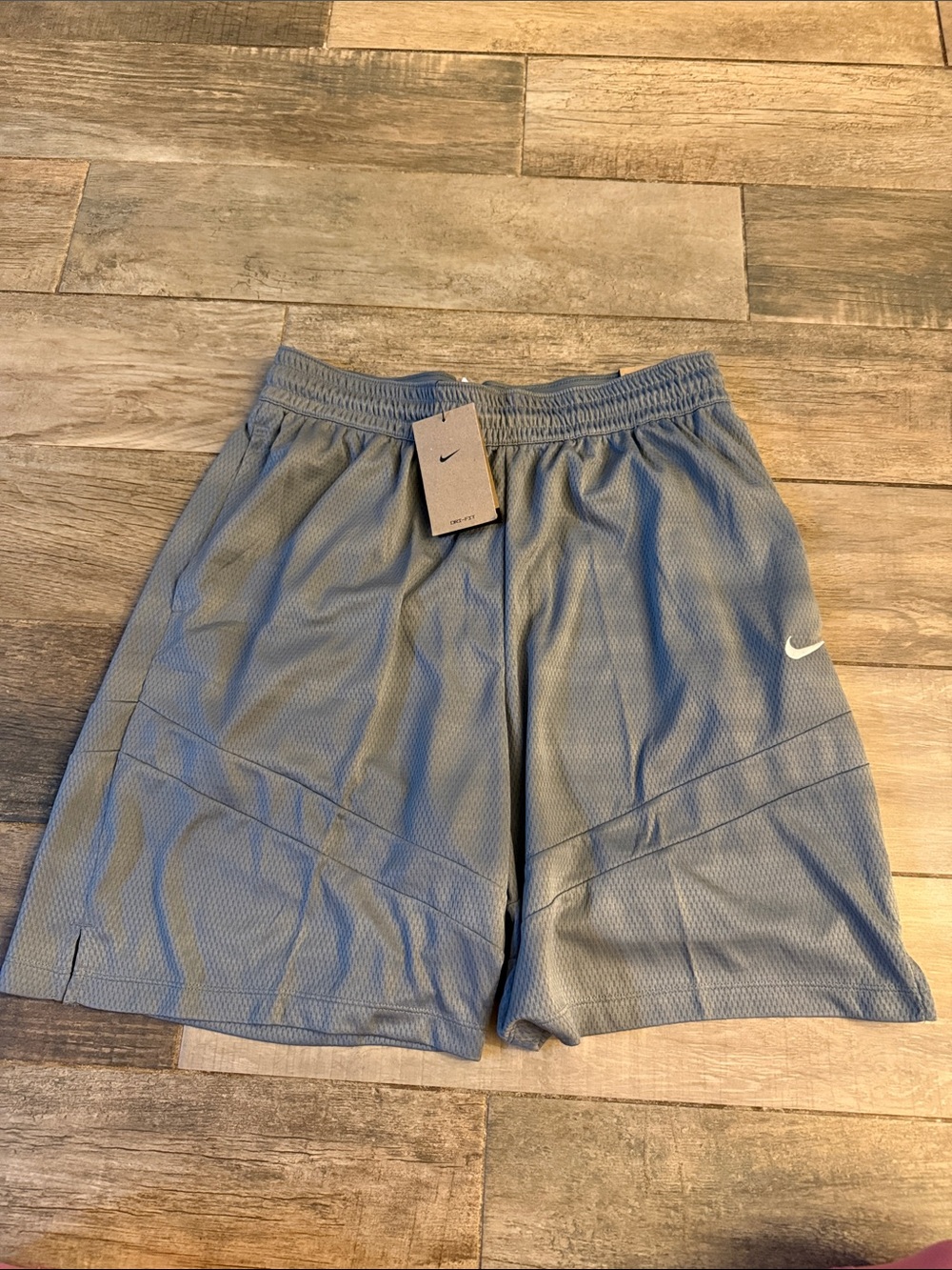 Nike Men’s gray Athletic Mesh Shorts